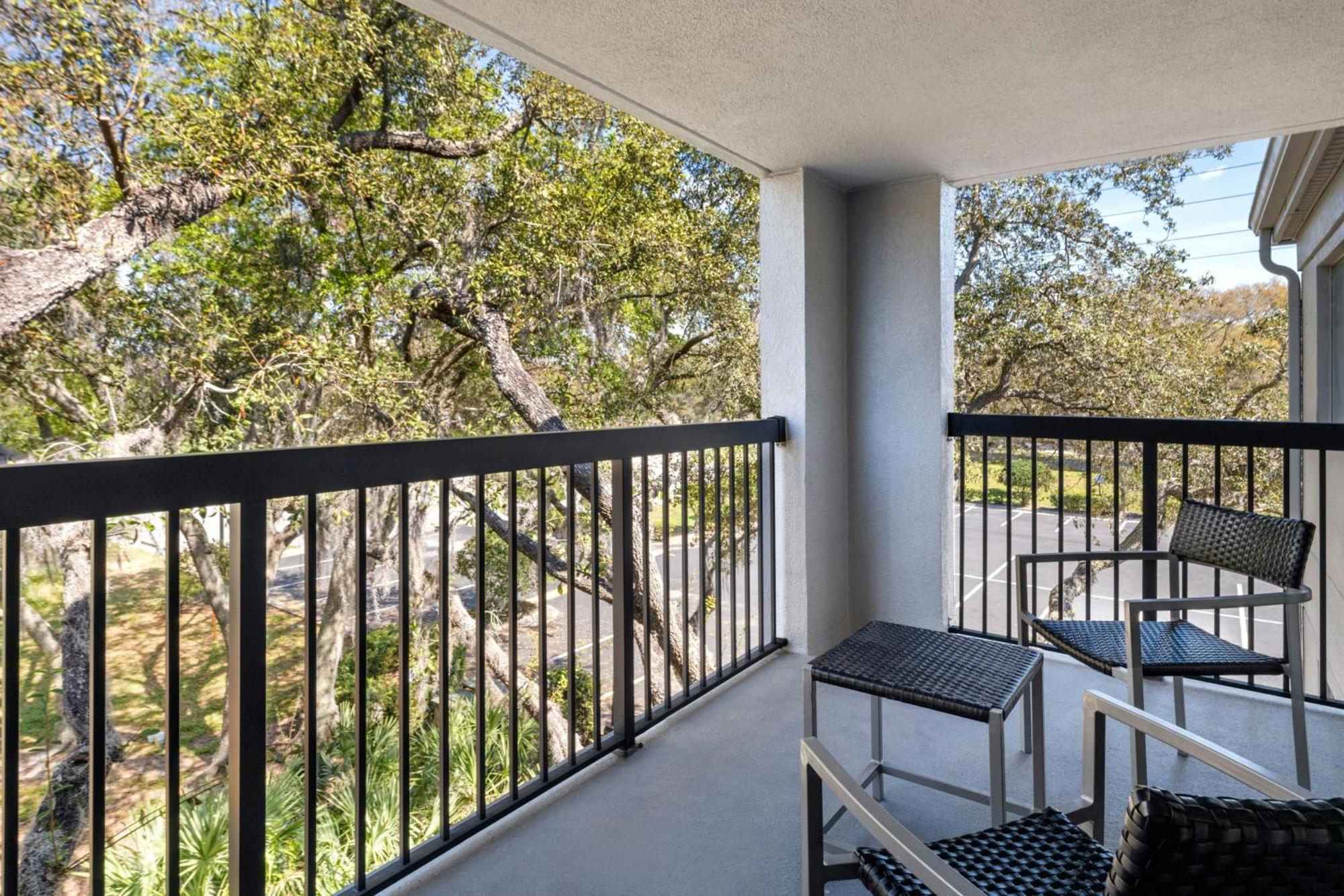 Courtyard Tampa North / I-75 Fletcher Екстериор снимка